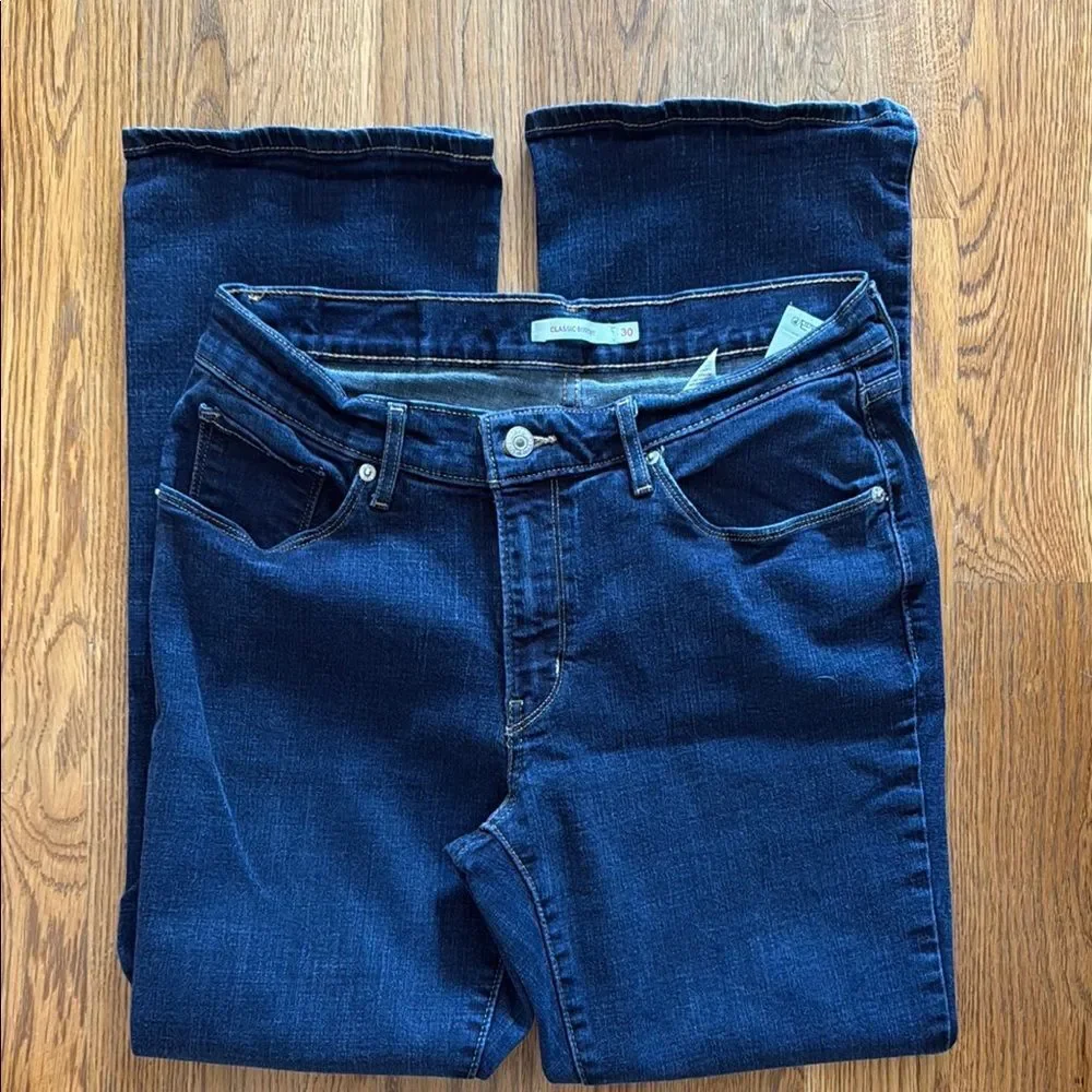 Levi’s Bootcut Jeans Women Size 30 Dark Wash Mid Rise Classic Western